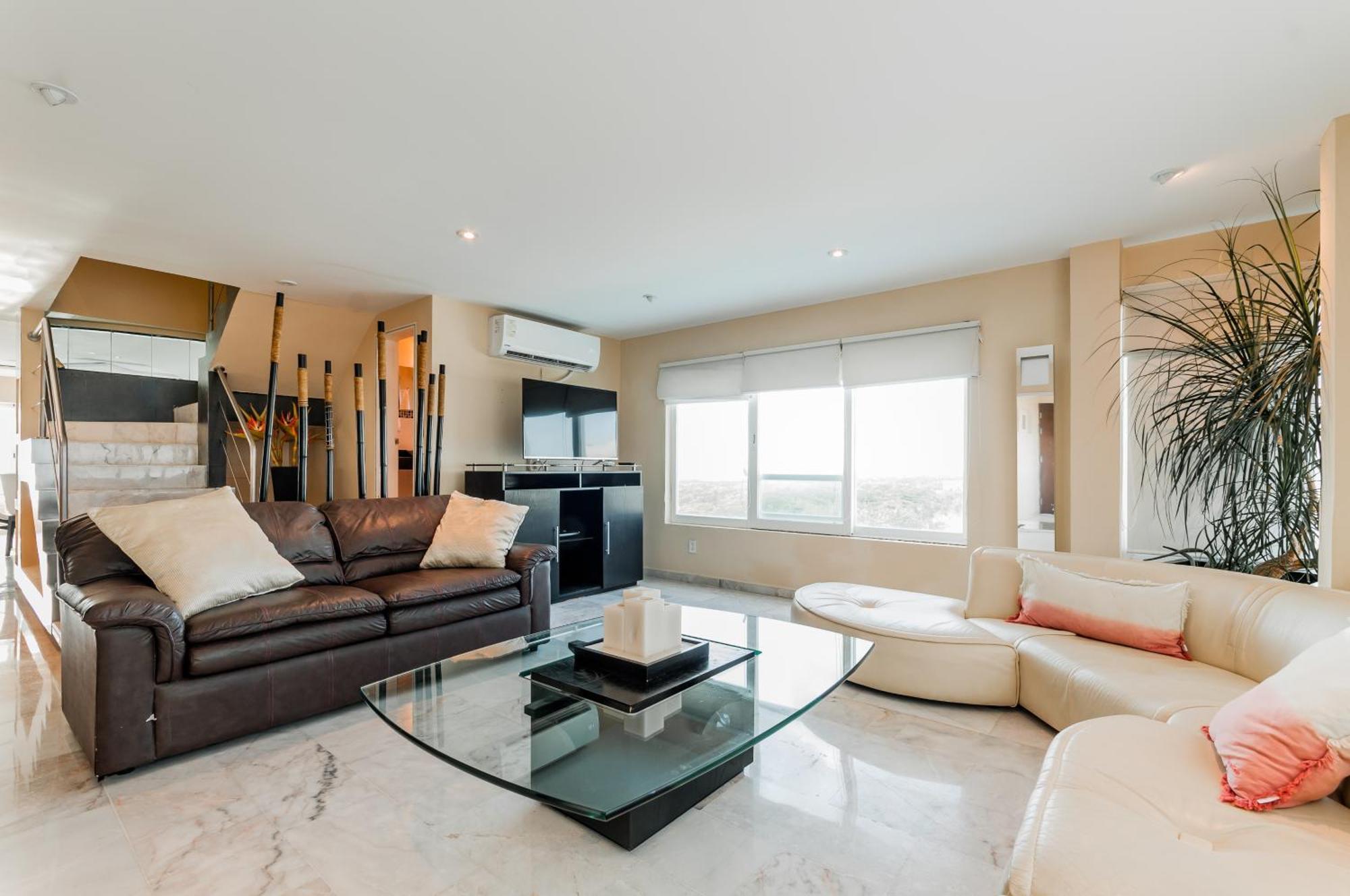 Brisas Beachfront Penthouses 칸쿤 외부 사진